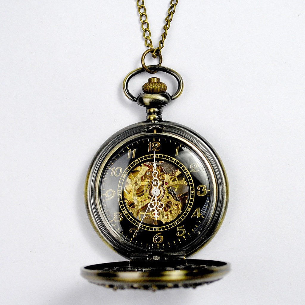 新款潮流8朵金花復(fù)古機(jī)械懷表 精致工藝，引領(lǐng)復(fù)古時(shí)尚